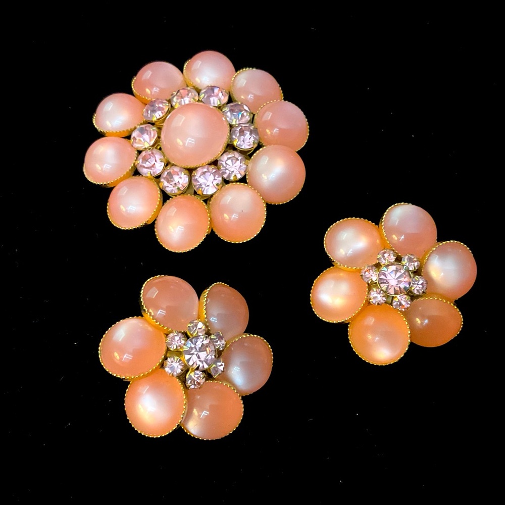 JUDY LEE Signed Pink Fem Moon Glow & Rhinestone Gold Tone 2" Brooch & Earrings